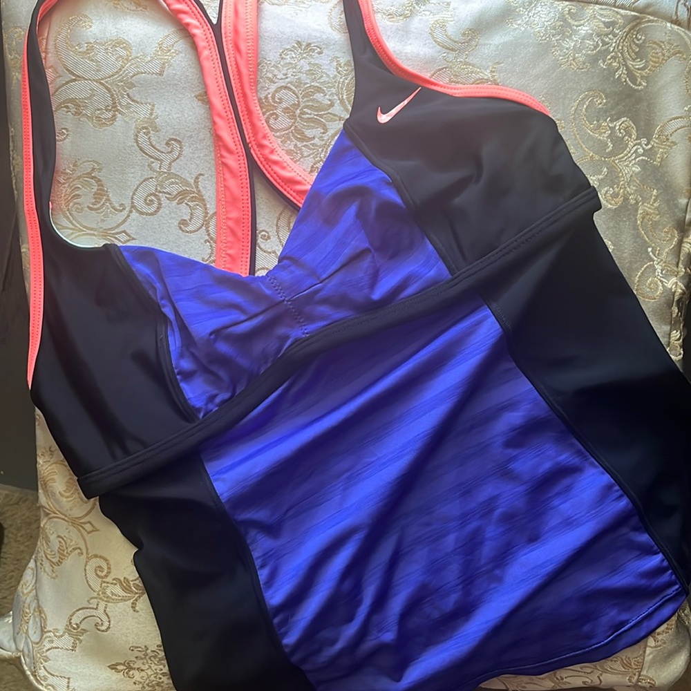 Nike Running/Workout Top